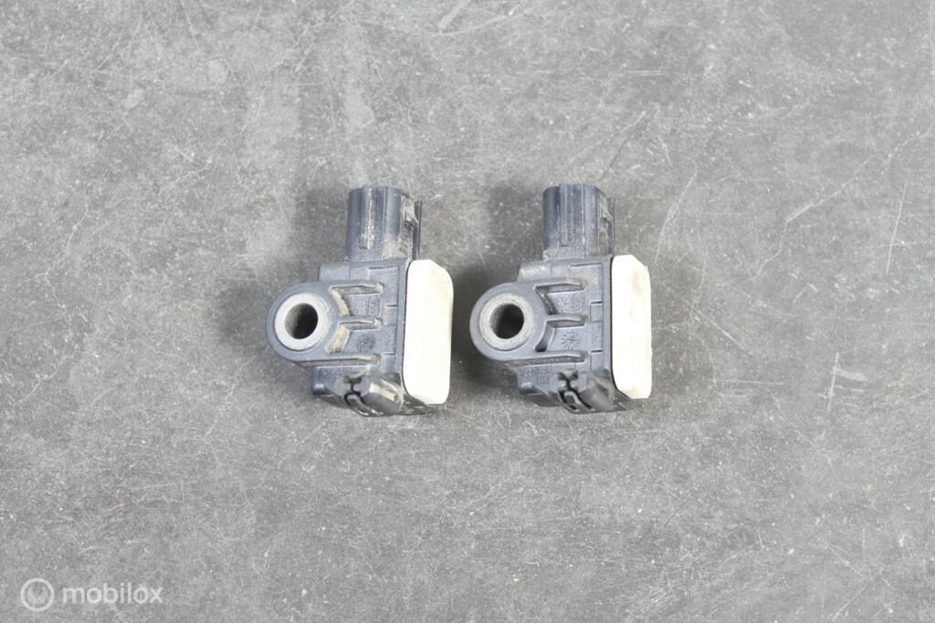 Airbag sensor links of rechts Mitsubishi ASX (2013)
