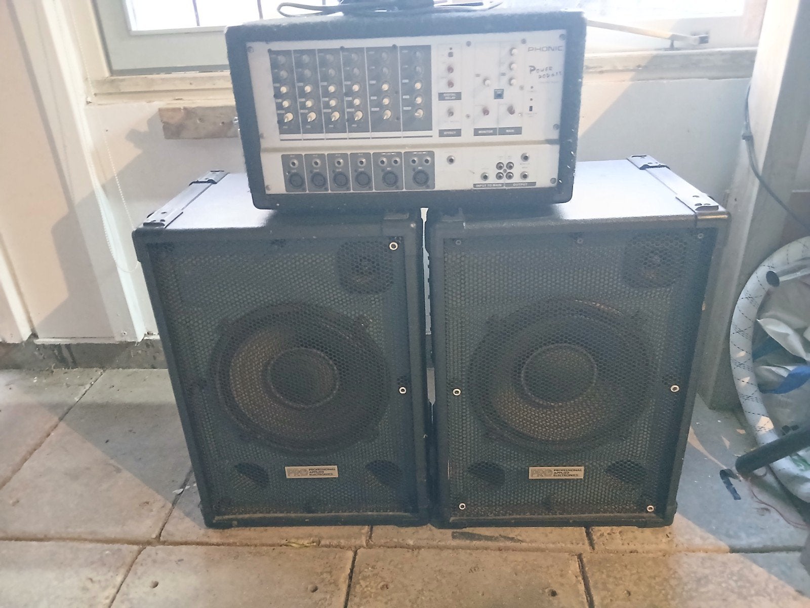 2x150 watt versterker 2x300 watt speakers 12 inch, Ophalen, Overige merken