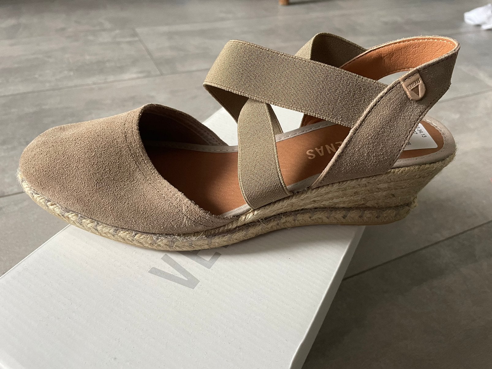 Verbena Mila espadrilles maat 40, Kleding | Dames, Schoenen, Ophalen of Verzenden, Nieuw, Espadrilles of Moccasins