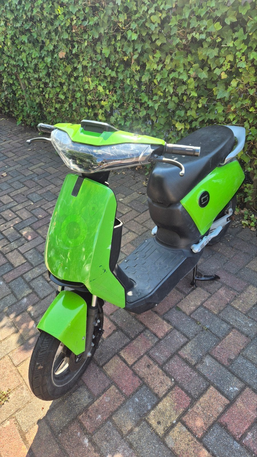 Super Soco CUx GO scooter, Ophalen
