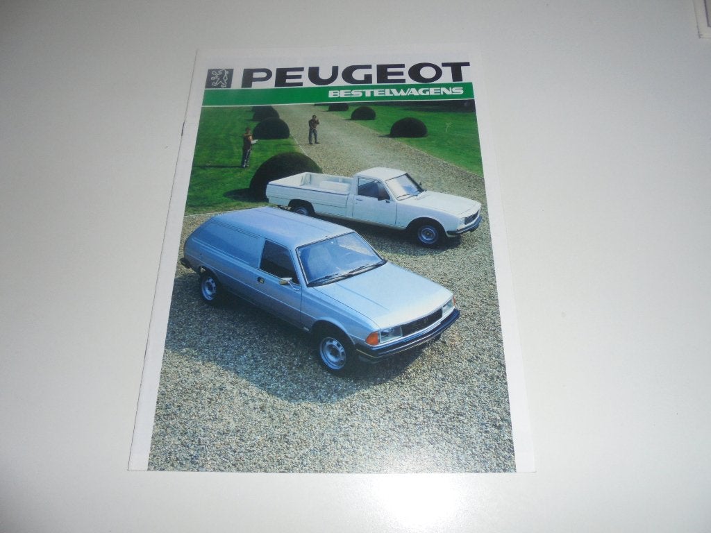 brochure Peugeot 305 Bestel en 504 Pickup  1986, Ophalen of Verzenden, Zo goed als nieuw, Peugeot