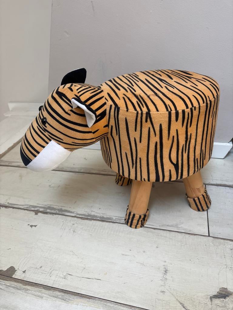 Leuke tijger poef / krukje voor kinderkamer/nachtkastje, Huis en Inrichting, Ophalen, Minder dan 50 cm, Gebruikt, Stof