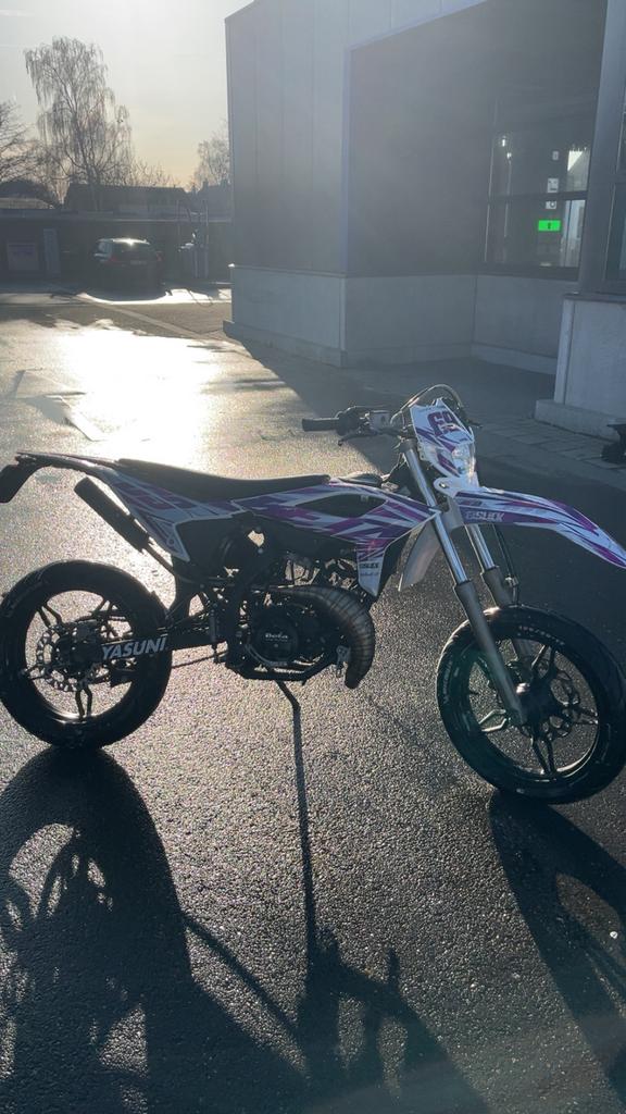 Beta rr 50, Fietsen en Brommers, Brommers | Derbi, Ophalen, Zo goed als nieuw