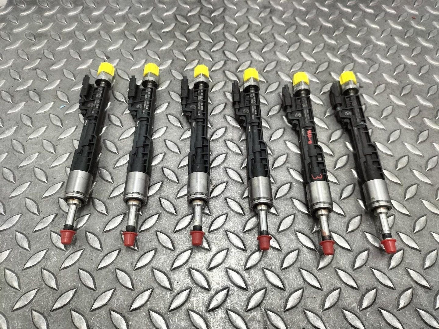 BMW 2 SERIES BRANDSTOF INJECTOR / VERSTUIVER 2020, Auto-onderdelen, Brandstofsystemen, Gebruikt, ARN erkend, Stiba lid, Erkend duurzaam