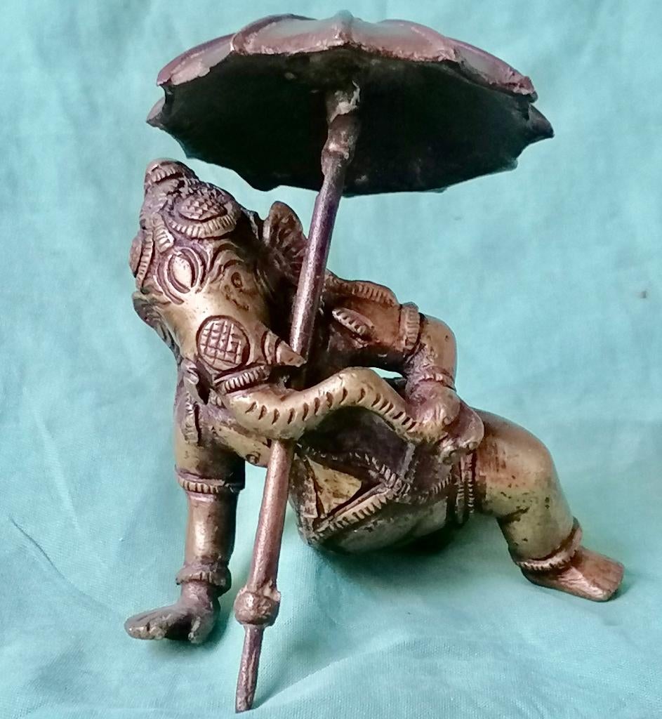 Vintage bronzen Ganesha met bronzen parasol., Ophalen of Verzenden