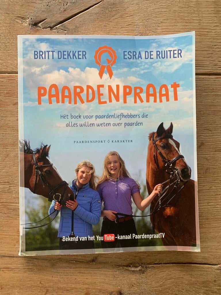 Paardenpraat: Hét boek voor paardenliefhebbers, Boeken, Ophalen of Verzenden, Zo goed als nieuw, Paarden of Pony's