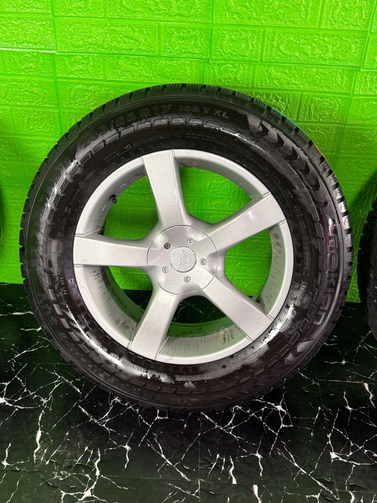 Audi Q5 GLC ML Touareg 5x112 5x100 winterset 9mm 17 inch, Auto-onderdelen, Niet ingevuld, Gebruikt, Banden en Velgen, Niet ingevuld