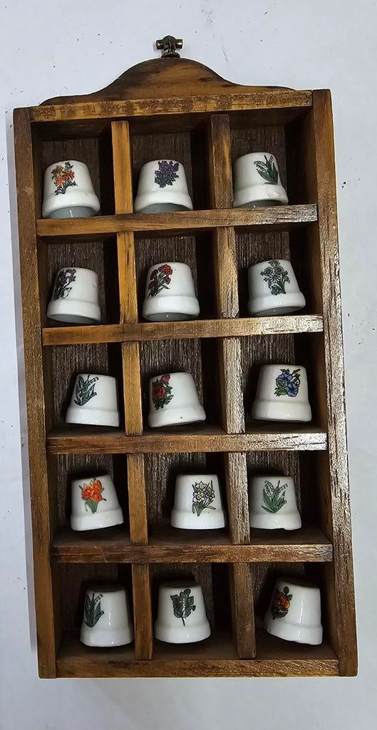 Bloemen vingerhoedjes, Ophalen of Verzenden, Gebruikt