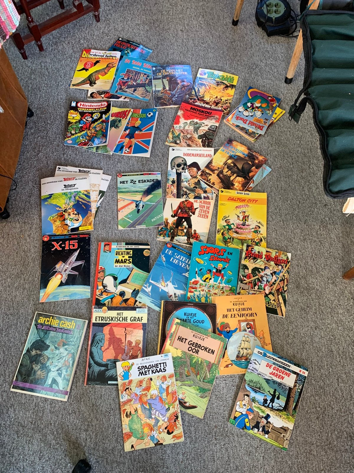 Partij stripboeken strips Donald Duck Asterix en Obelix enz, Boeken, Ophalen of Verzenden, Zo goed als nieuw