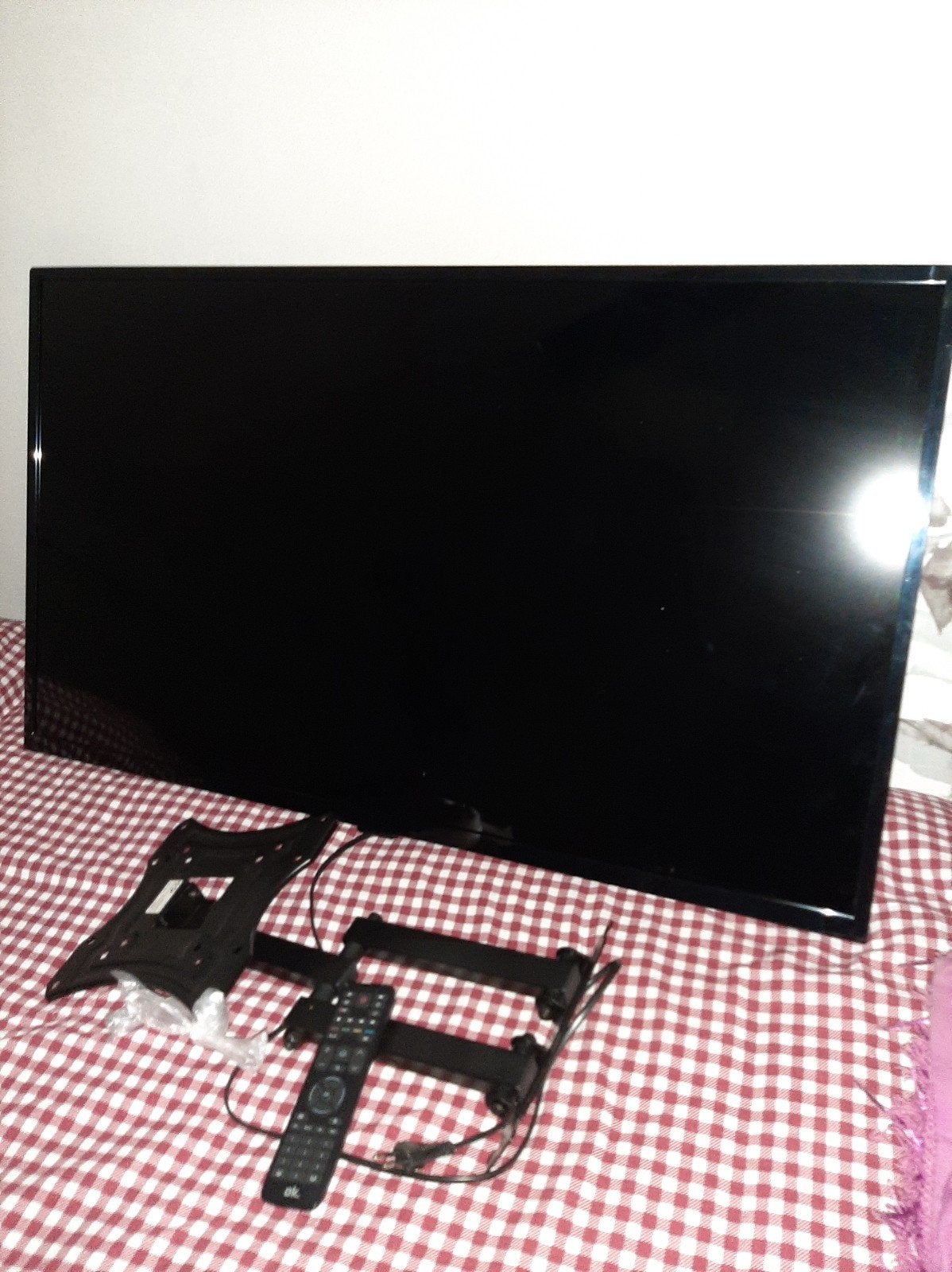 OK. ODL 43840F-TAB 43" Full HD LED TV, 50 Hz, 100 cm of meer, Full HD (1080p), Ophalen