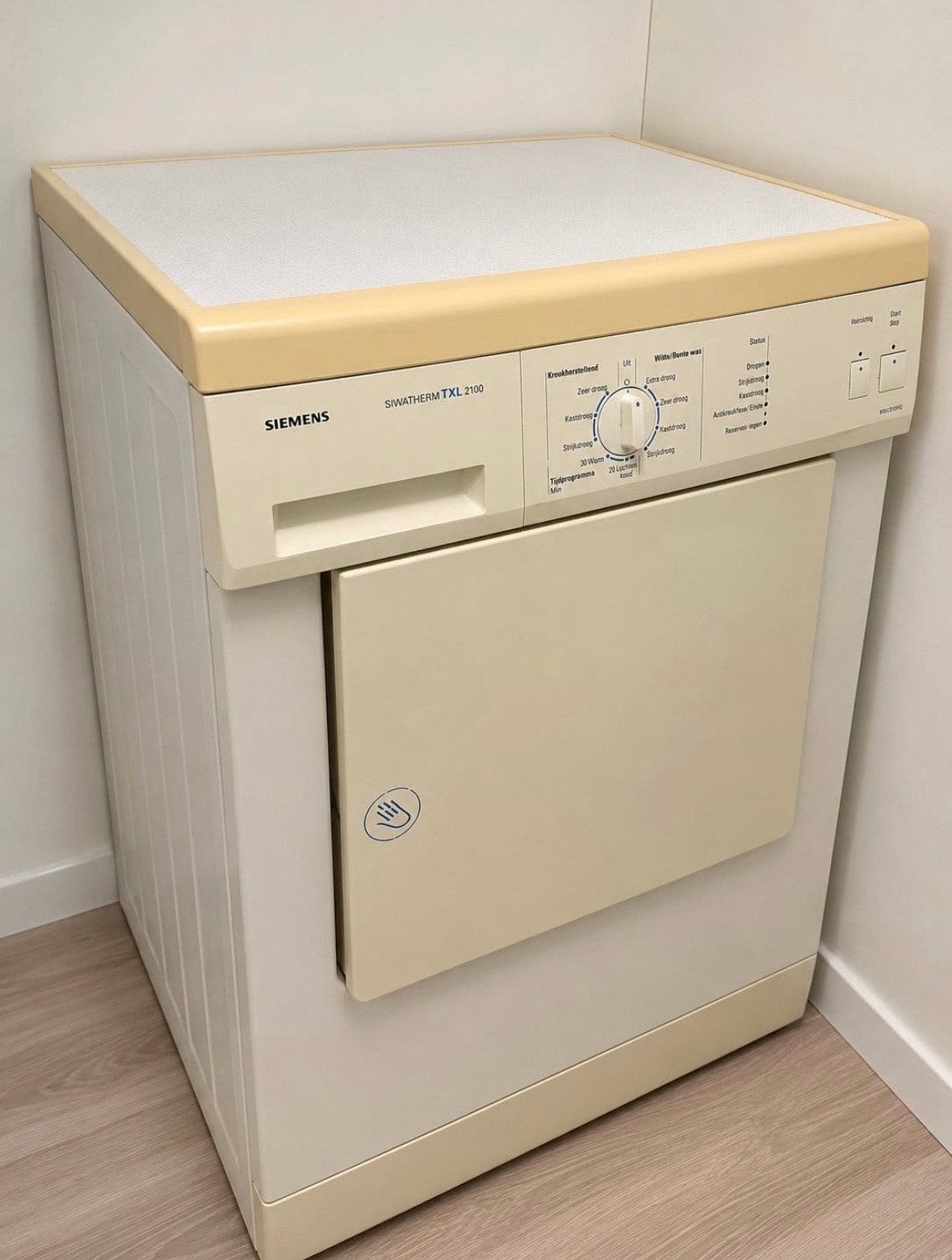 Gratis droger: Siemens, Witgoed en Apparatuur, Wasdrogers, Ophalen, 6 tot 8 kg, Gebruikt, Luchtafvoer