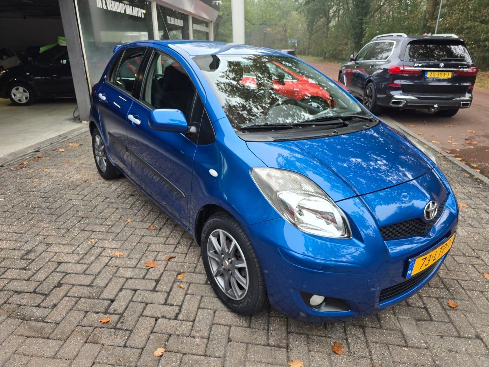 Toyota Yaris 1.3 VVTi Aspiration | 1E EIGENAAR | 3/6 OF 12MN, Voorwielaandrijving, 4 cilinders, Bedrijf, Handgeschakeld