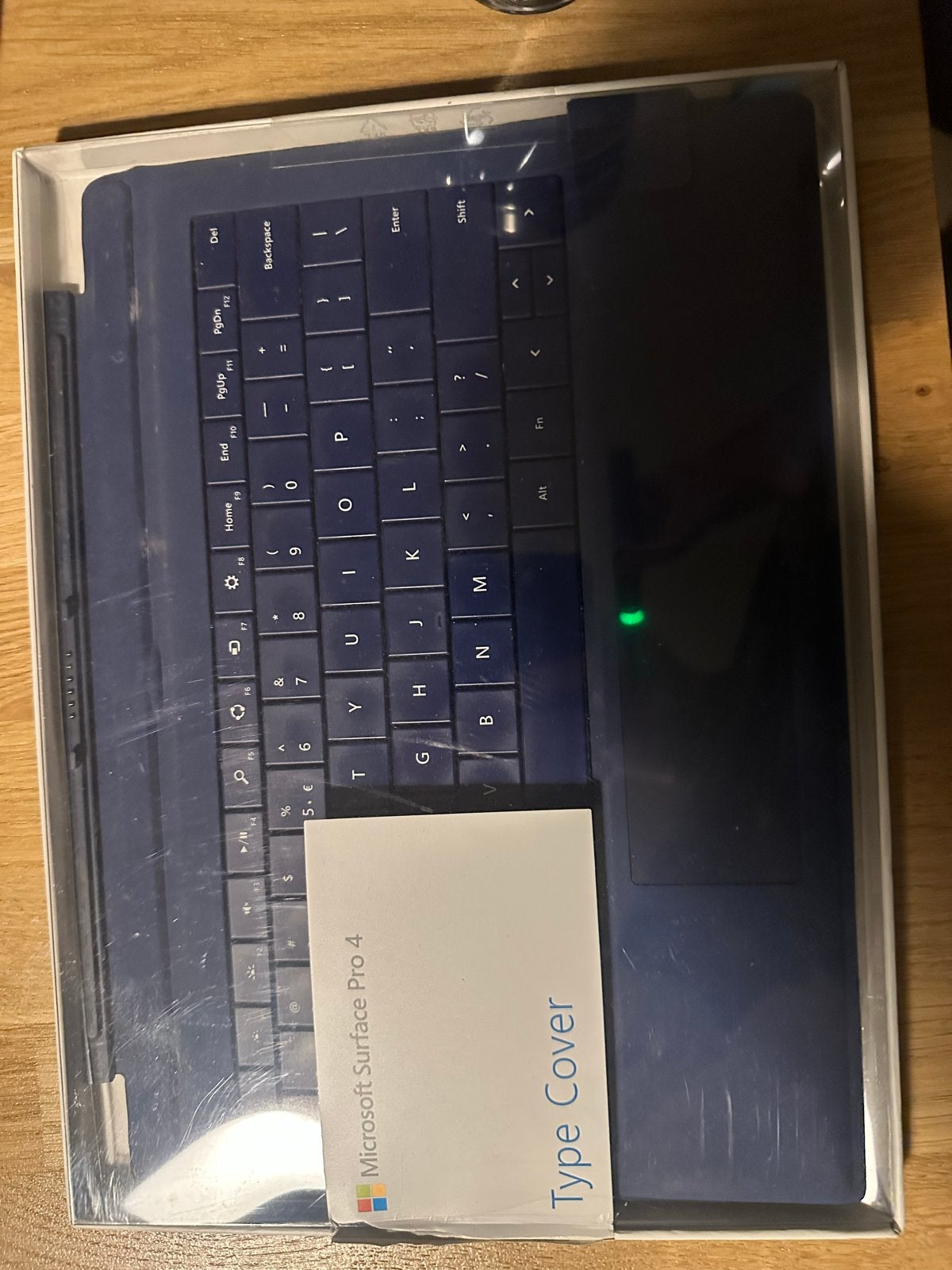 Microsoft Surface Pro 4 Type Cover -qwerty, Computers en Software, Toetsenborden, Ophalen of Verzenden, Azerty, Zo goed als nieuw