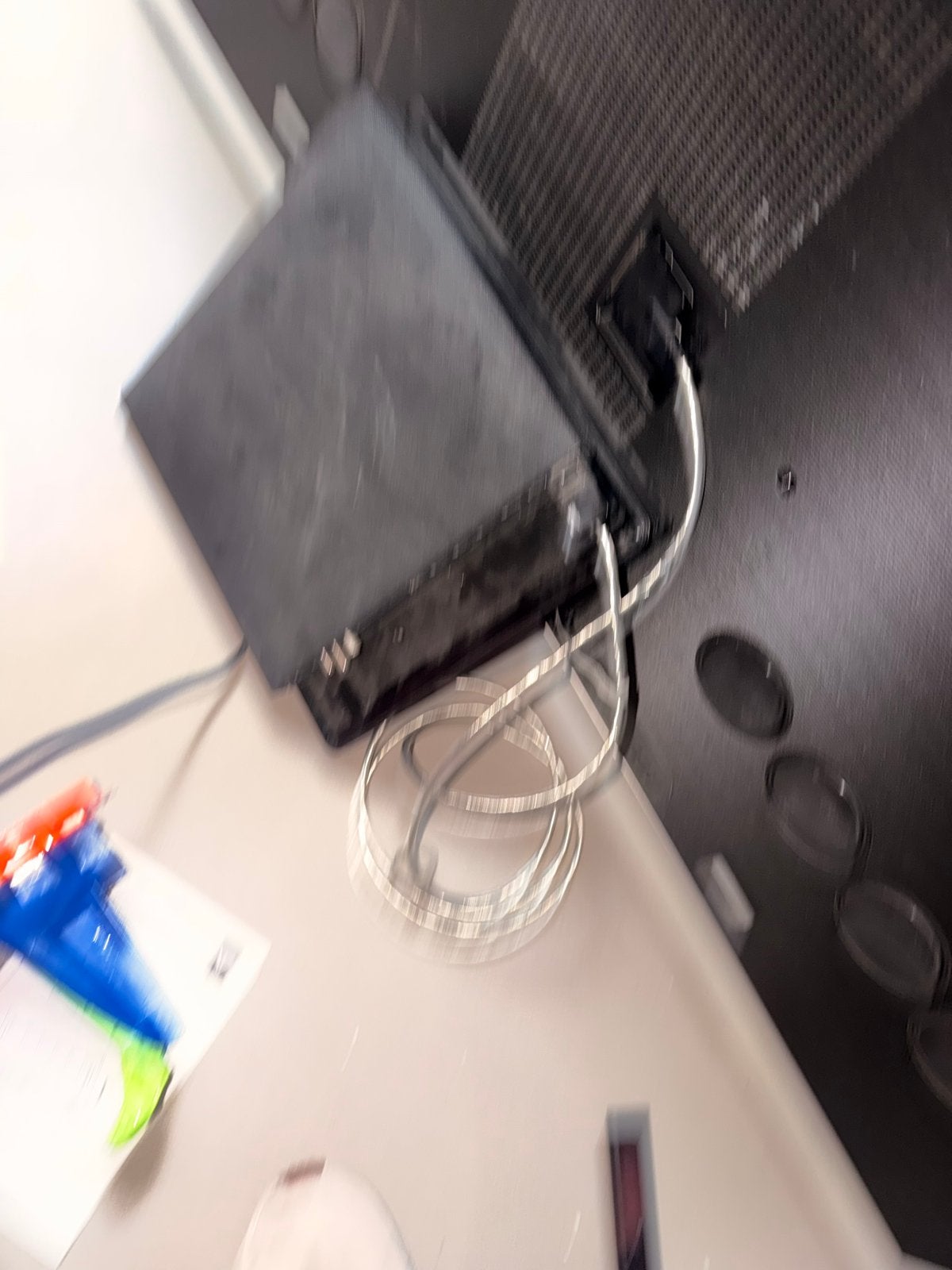 Foto 4 van Samsung QLED 900a 8k Smart TV 65 inch - Defect scherm