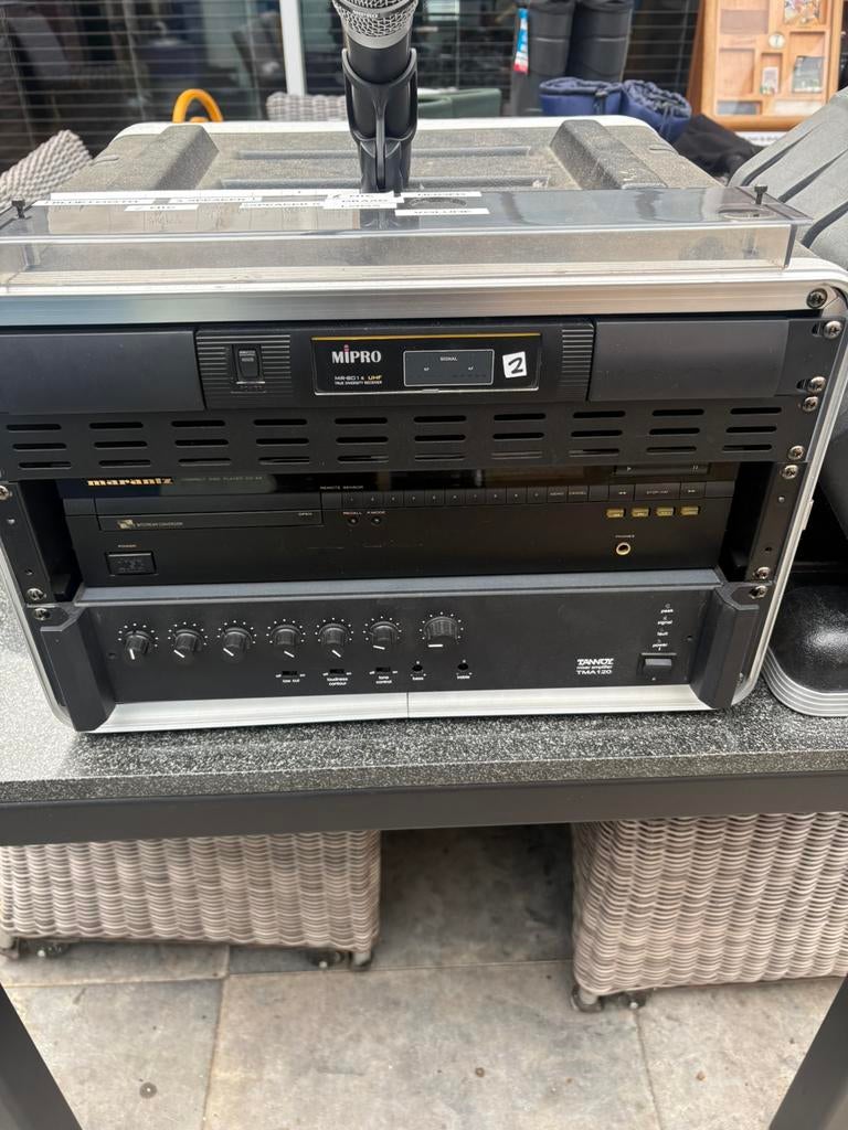 Geluidsset tannoy Compleet, Ophalen of Verzenden, Gebruikt, 500 tot 1000 watt, Monitor(versterker)