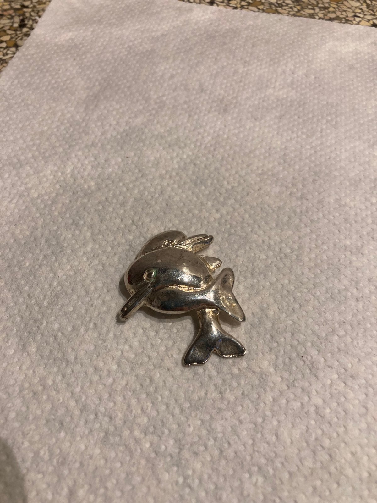 Broche dolfijnen, Ophalen of Verzenden, Zo goed als nieuw, Overige materialen