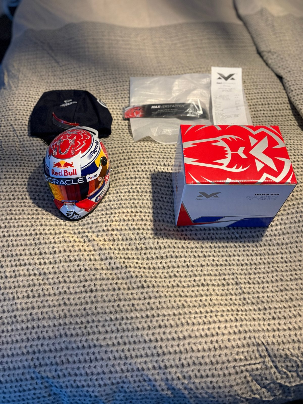 Max Verstappen Helm Schaalmodel 1:2 - Nieuw in doos, Ophalen of Verzenden, Nieuw, Formule 1