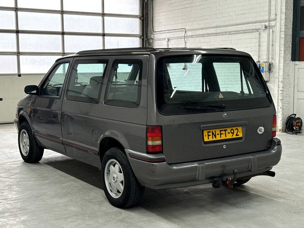 Chrysler Voyager 2.5 td SE, Auto's, Chrysler, Voorwielaandrijving, Gebruikt, 4 cilinders, 7 stoelen
