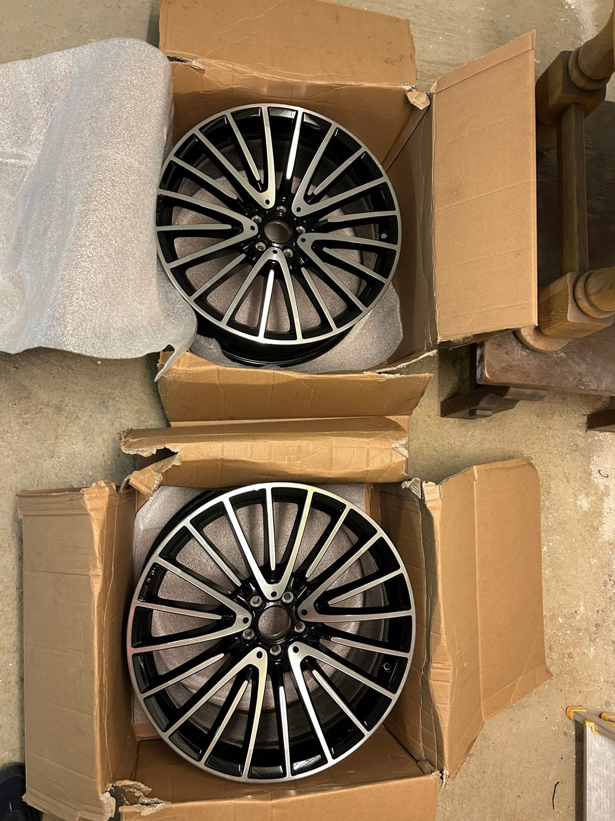2 x nieuw Originele Mercedes AMG 21 inch velgen 395€ p.s., Auto-onderdelen, Banden en Velgen, Velg(en), Nieuw, Personenwagen, Zomerbanden