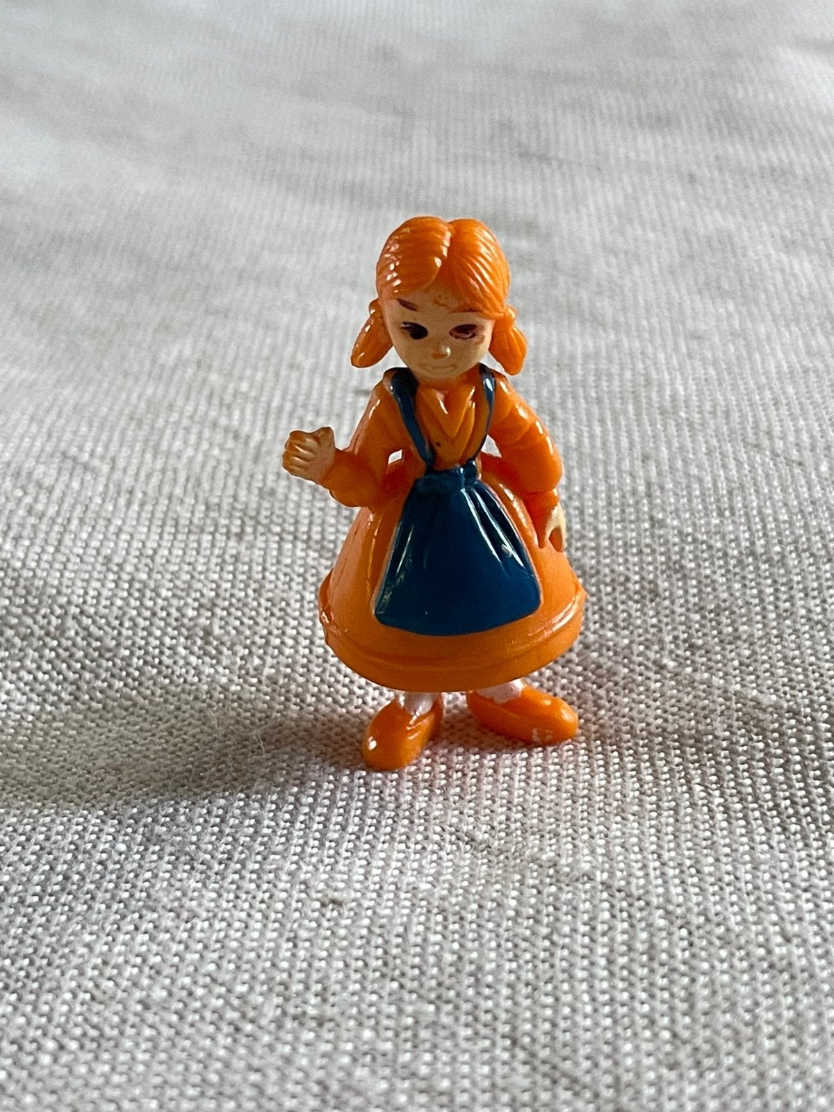 Vintage Kuifje Nouchka ESSO BELVISION poppetje Hergé 1973., Ophalen of Verzenden, Gebruikt