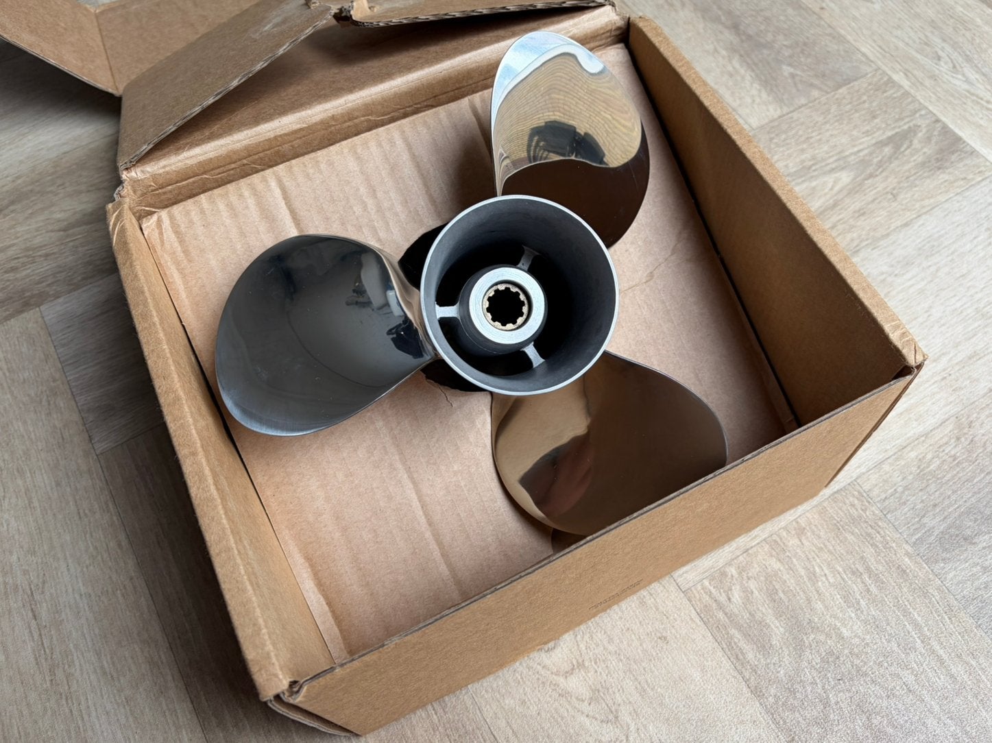 Yamaha RVS schroef propeller 9 7/8 x 10F buitenboordmotor, Ophalen, Nieuw, Motor en Techniek, Motorboot