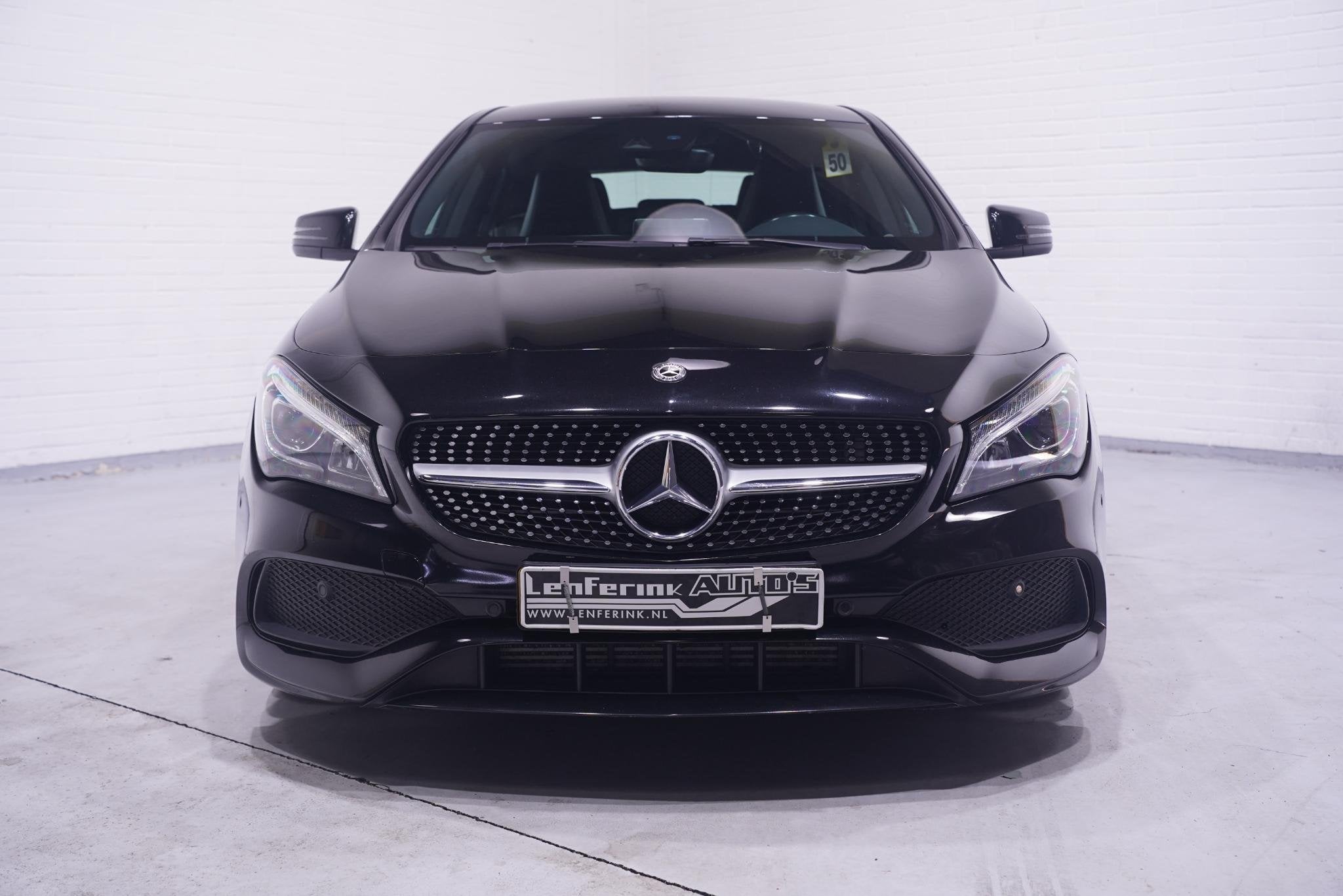 Mercedes-Benz CLA-klasse Shooting Brake 200 Edition AMG-pakk, CLA, 730 kg, Gebruikt, Leder en Stof