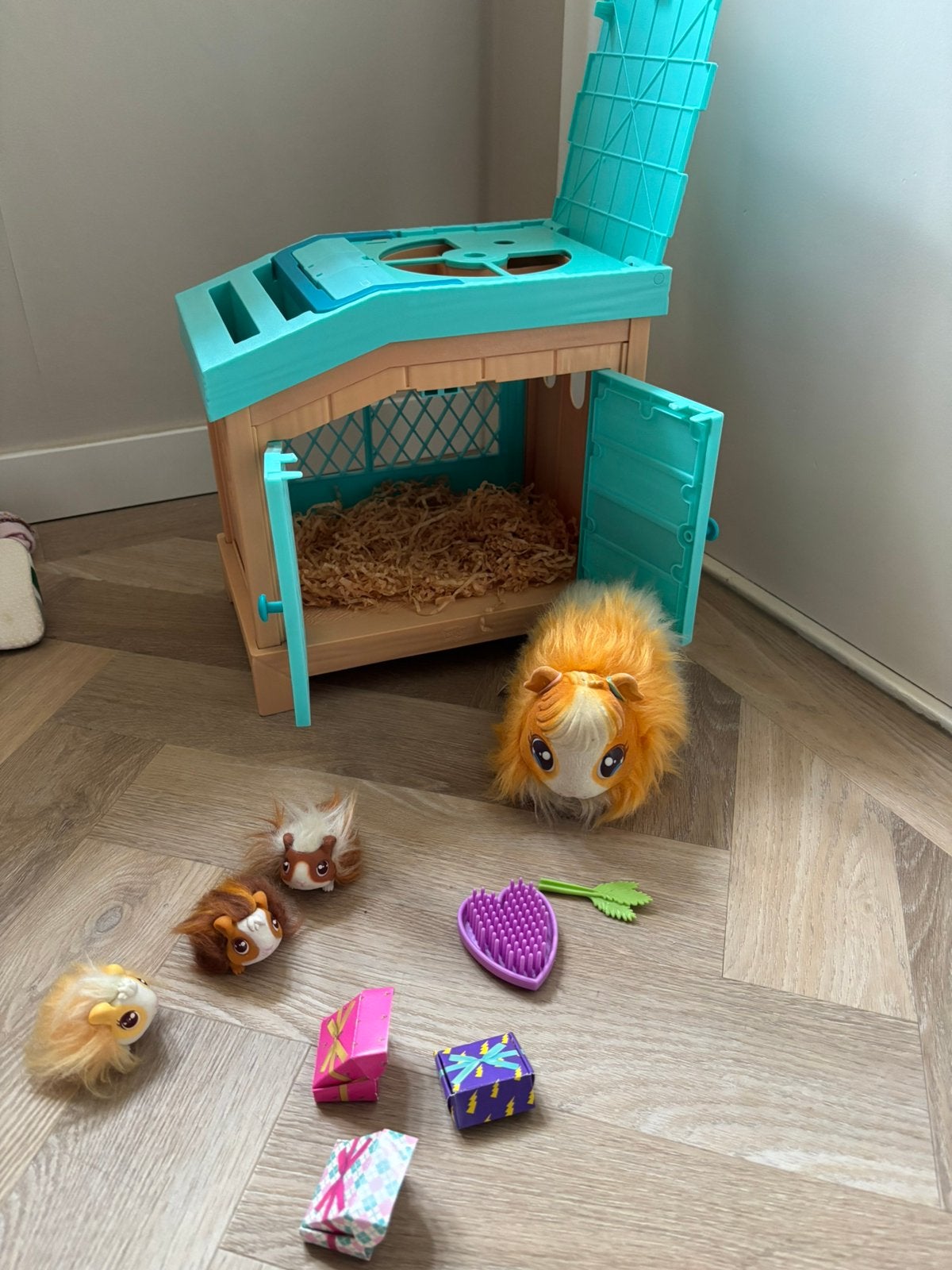 My live pets- cavia, Ophalen of Verzenden, Zo goed als nieuw, Overige typen