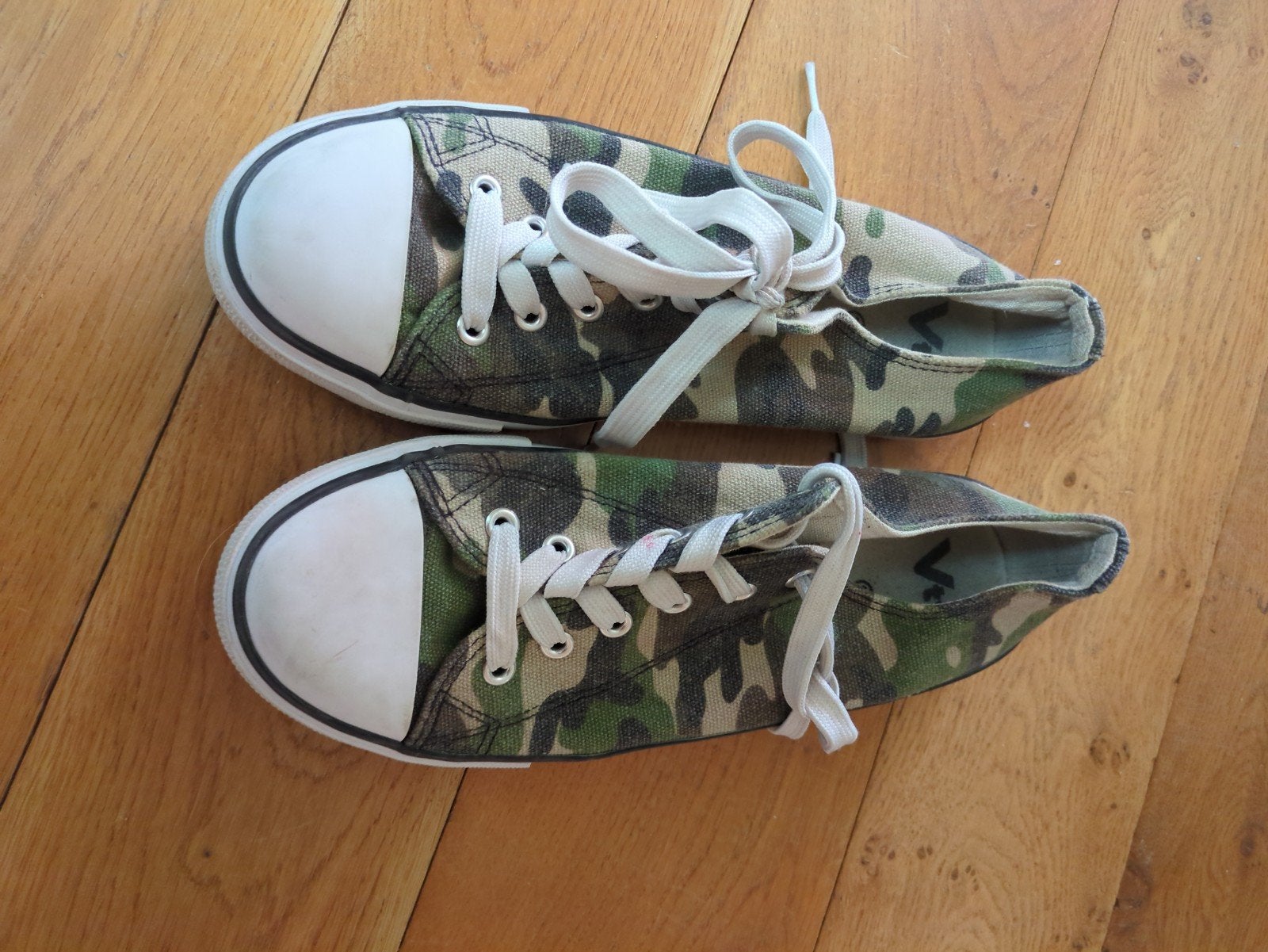 Vty sneakers camouflage maat 39, Vty, Overige kleuren, Ophalen of Verzenden, Sneakers of Gympen