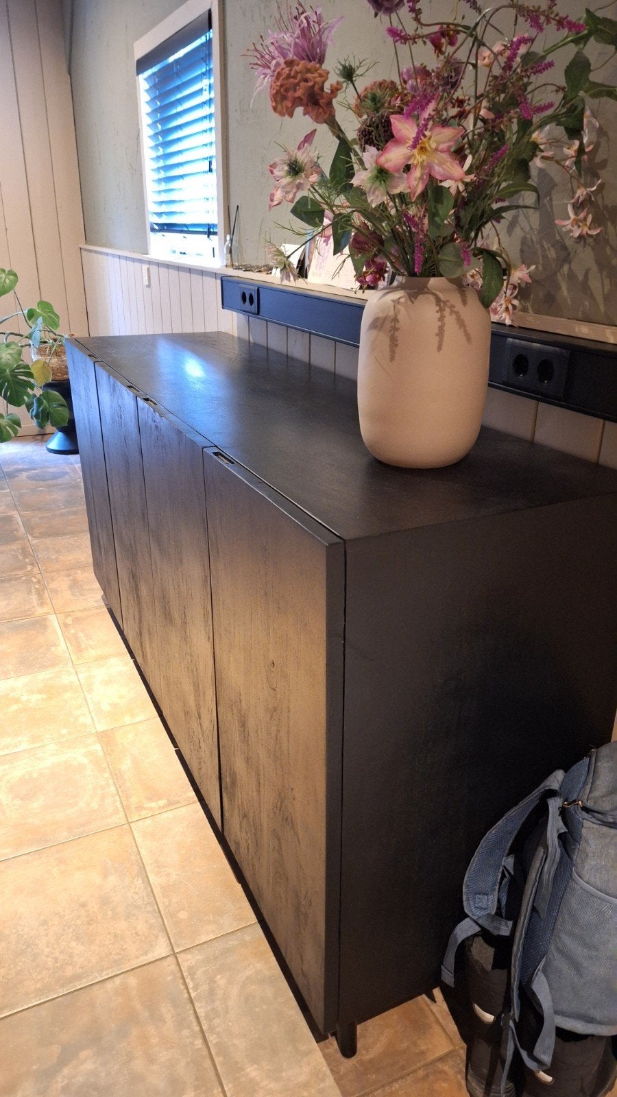Zwart mangohouten opbergkast, Ophalen, Zo goed als nieuw