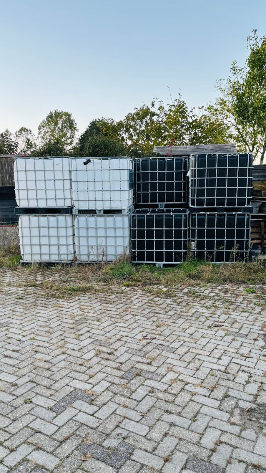 Ibc vaten te koop, 150 liter of meer, Ophalen, Zo goed als nieuw