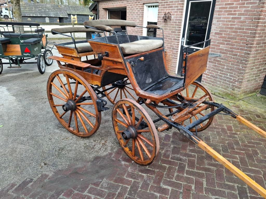 Koets, Dieren en Toebehoren