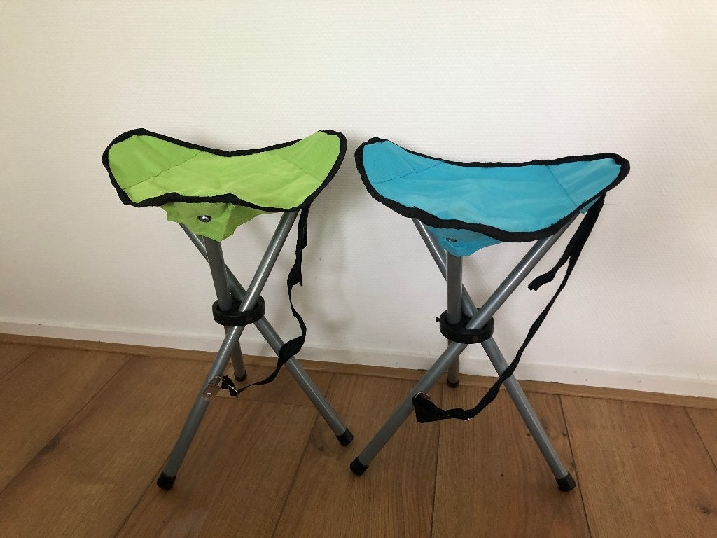 Leuke set van 2 camping krukjes Nieuw! In handige tas, Ophalen, Nieuw, Overige materialen