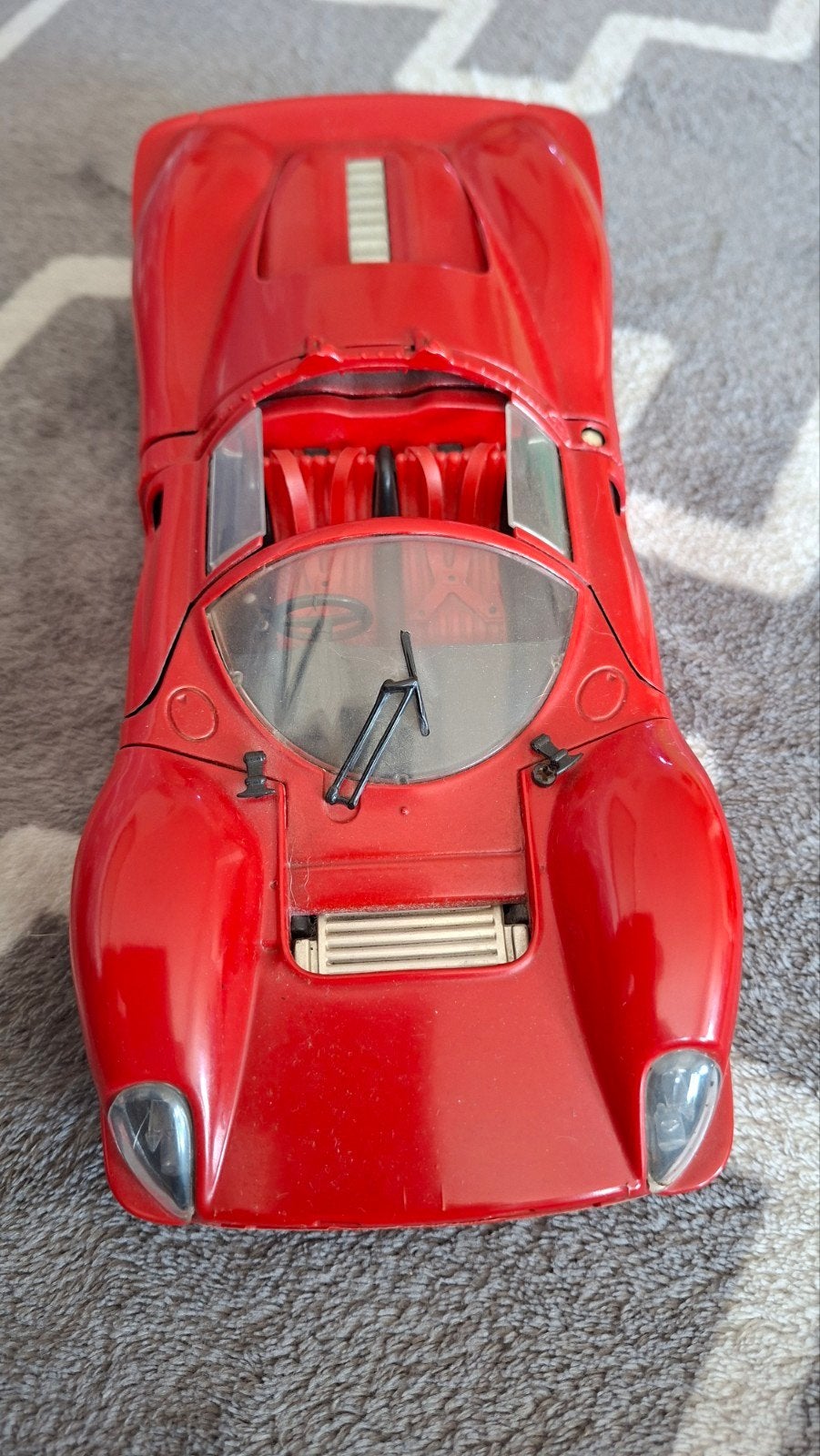 Ferrari 330 P4, 1:18, jouef evolution, nr 124, Hobby en Vrije tijd, Ophalen of Verzenden, Zo goed als nieuw, Auto, Overige merken