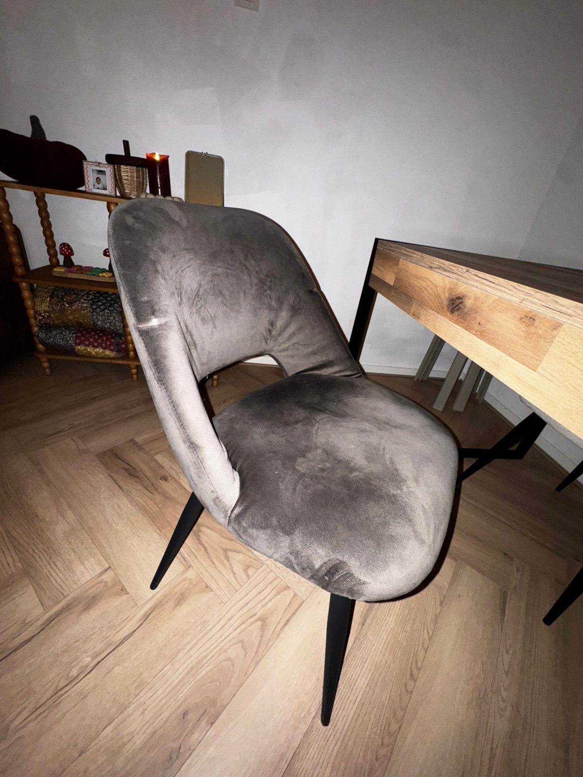 Foto 7 van Eettafel, eetstoelen, salon tafel