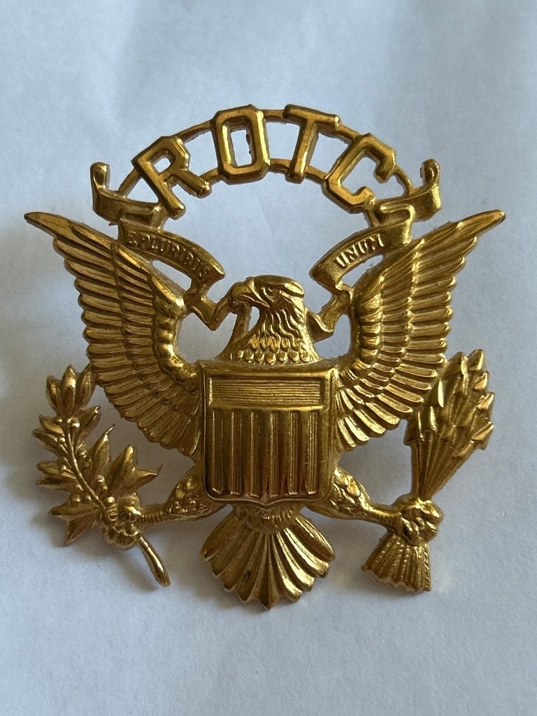 Origineel Vintage Amerikaans ROTC Petinsigne (Cap Badge), Verzenden, Landmacht, Amerika, Embleem of Badge