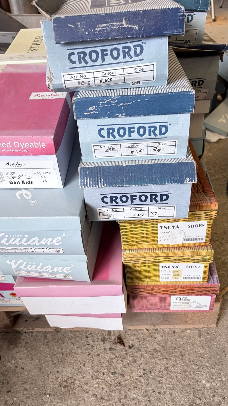 Partij schoenen in diverse maten en merken, Ophalen, Nieuw, Overige kleuren, Overige typen