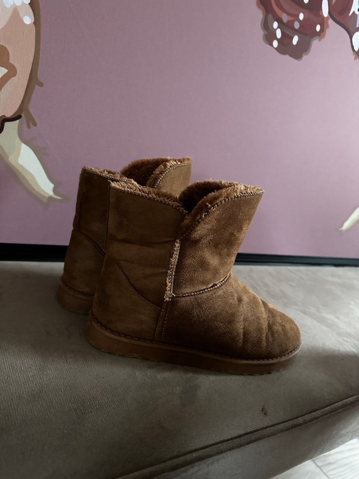 Gratis / kleine bijdrage voor de spaarpot van onze dochter, Ophalen, Gedragen, Wit, Sneakers of Gympen