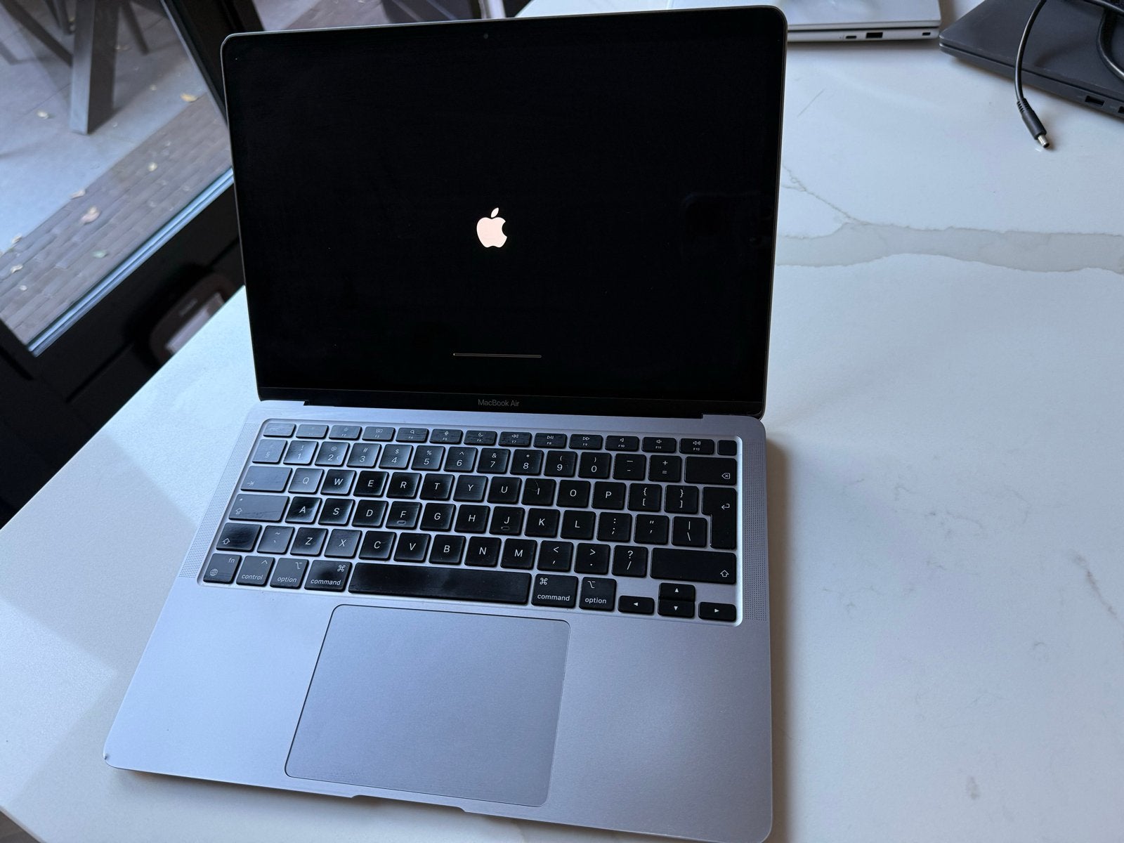 MacBook Air 2020 M1 Spacegrey - 13 inch, 128GB/8GB, Ophalen, Gebruikt, 256 GB, Qwerty