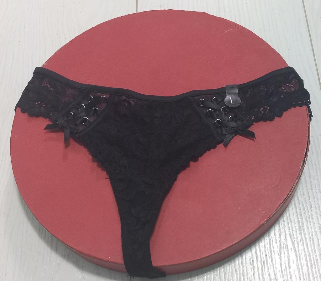 Sexy zwart kanten string maat Large, Verzenden, Zwart, String