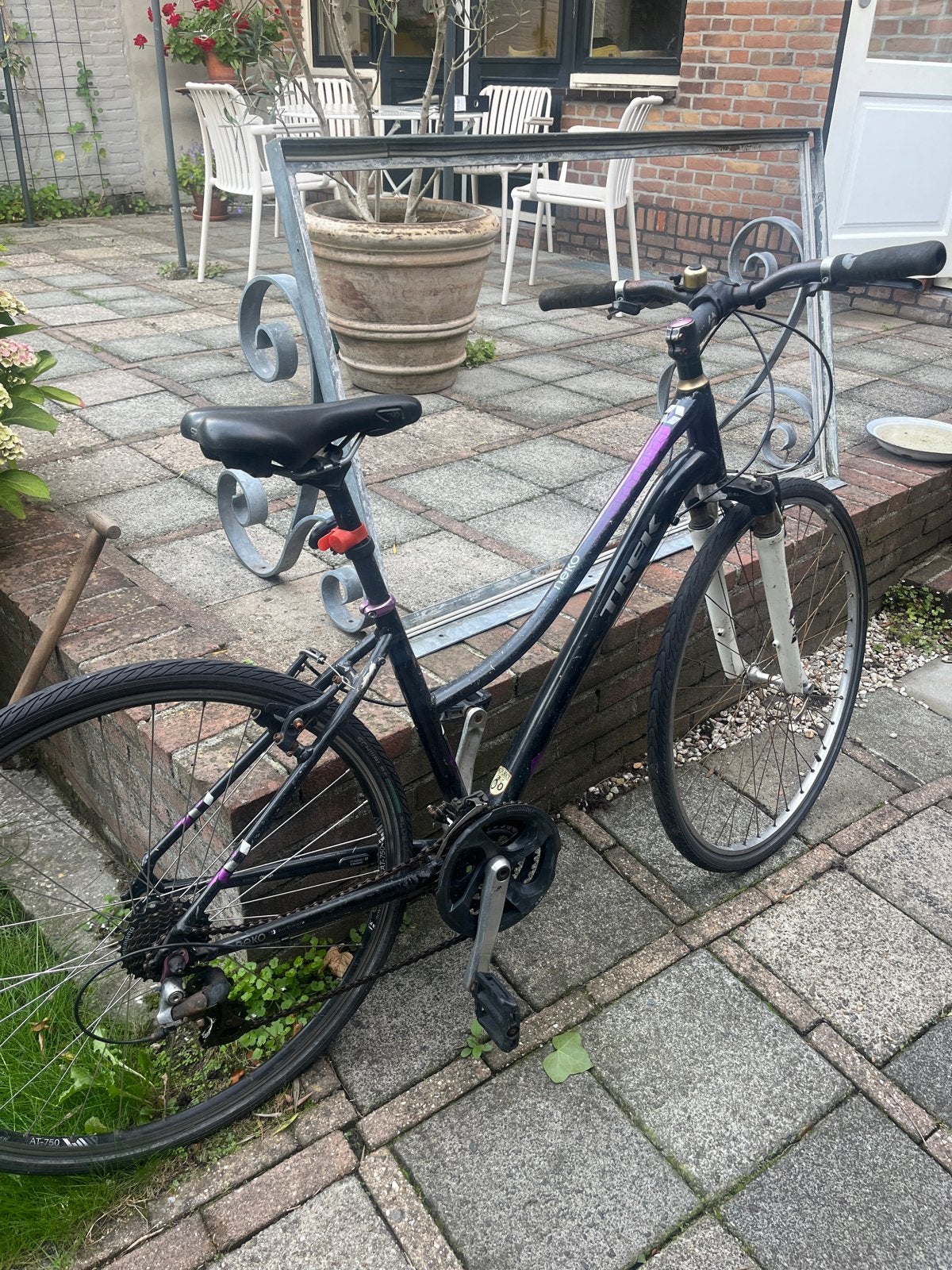 Trek Neko Damesfiets - Gebruikt, 28 inch, Gebruikt, Velgrem, Ophalen