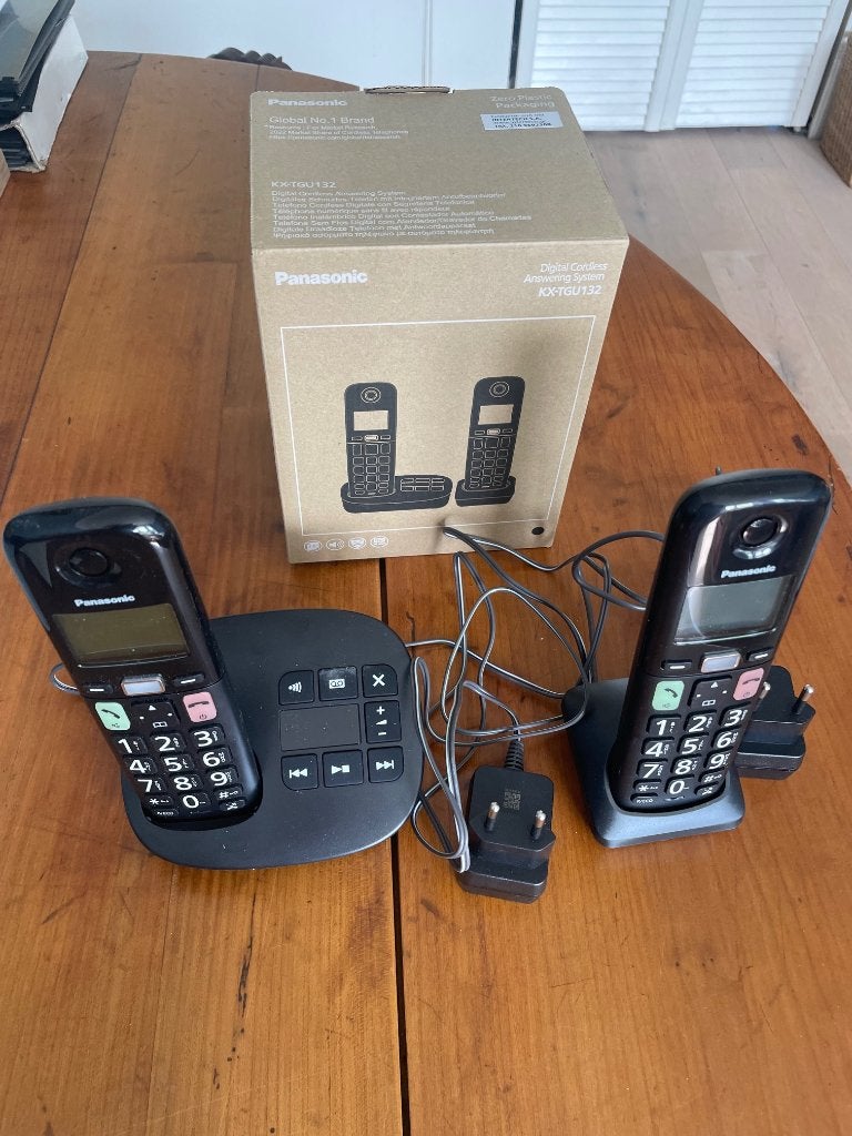 seniorentelefoon duo-set draadloos, Ophalen of Verzenden, Zo goed als nieuw, 2 handsets