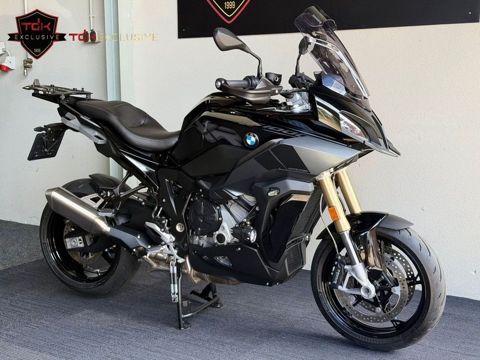 BMW S 1000 XR TRIPLE BLACK DYNAMIC NIEUWSTAAT S1000XR, Motoren, 4 cilinders, Motorrijbewijs A, Bedrijf, Meer dan 35 kW