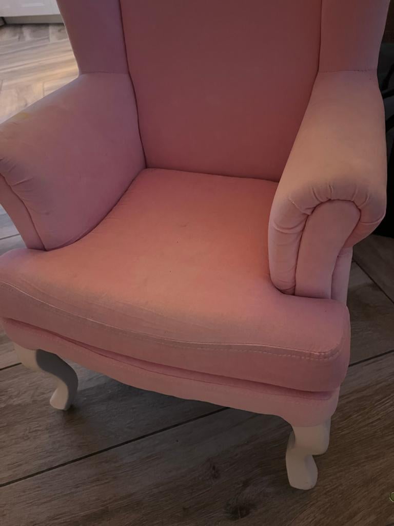 Roze kinderstoel met witte poten - Gebruikt, Ophalen, Gebruikt