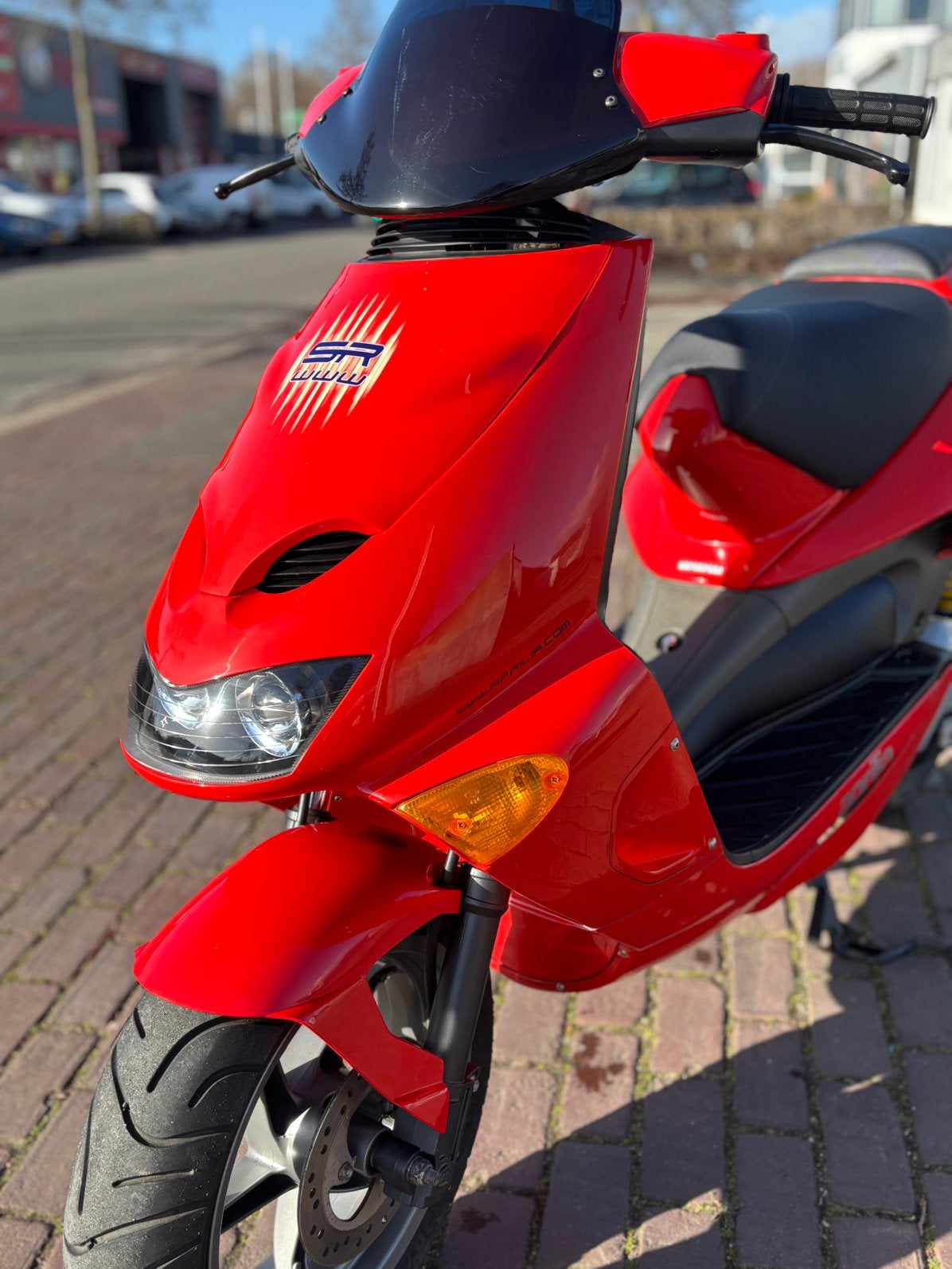 NIEUWSTAAT Aprilia SR WWW '99 - Extreem zeldzaam!, Fietsen en Brommers, Ophalen of Verzenden, Zo goed als nieuw, Benzine, SR 50