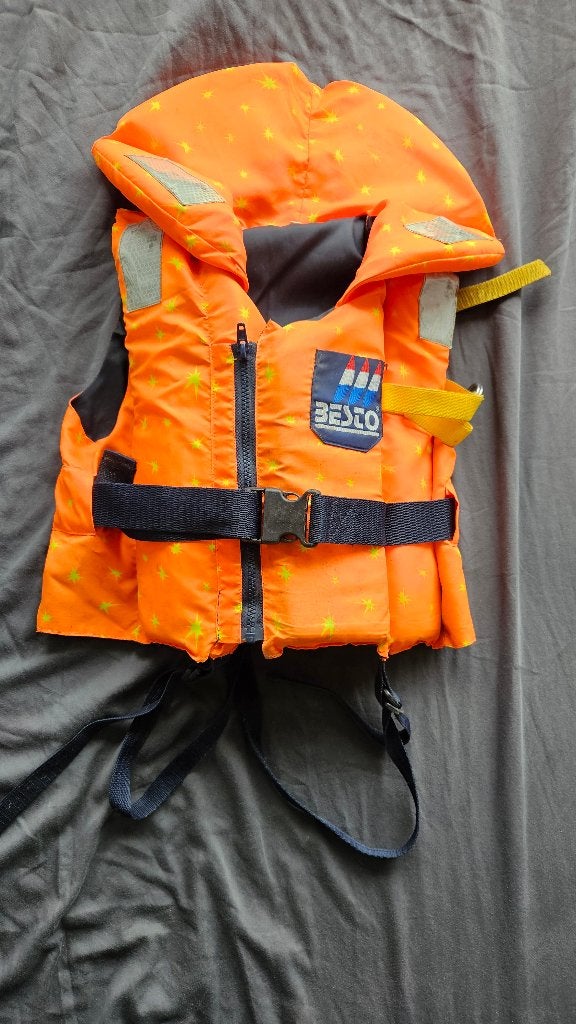 Besto reddingsvest maat 3 (20 - 30 kilo), Gebruikt, Kind, Besto, Ophalen of Verzenden