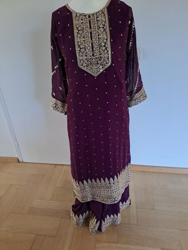 Originele 3-delige Indiase Sari, handwerk ong maat M., Maat 38/40 (M), Overige typen, Paars, Ophalen of Verzenden