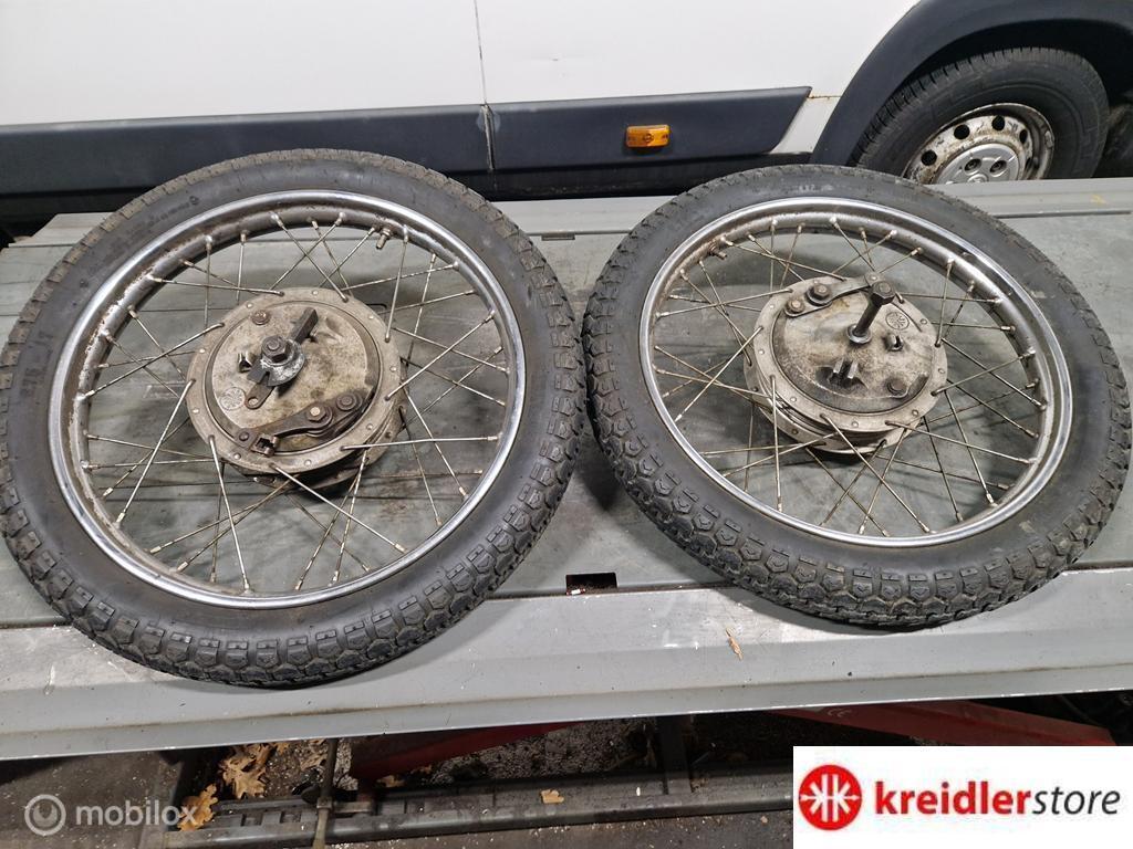 Kreidler RS Wielen set Leleu met Grote naven geheel compl.