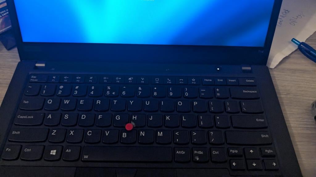 lenovo thinkpad t 490, Ophalen, 13 inch, Zo goed als nieuw, SSD