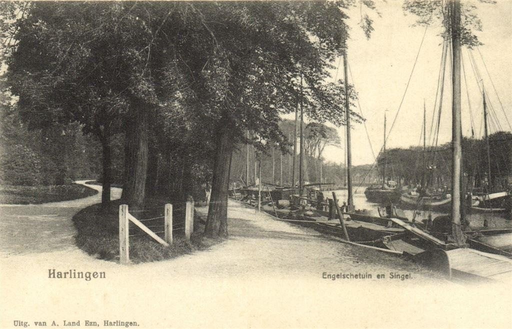 Harlingen - Engelschetuin en Singel. - ongelopen, Verzamelen, Ophalen of Verzenden, 1920 tot 1940, Ongelopen, Friesland