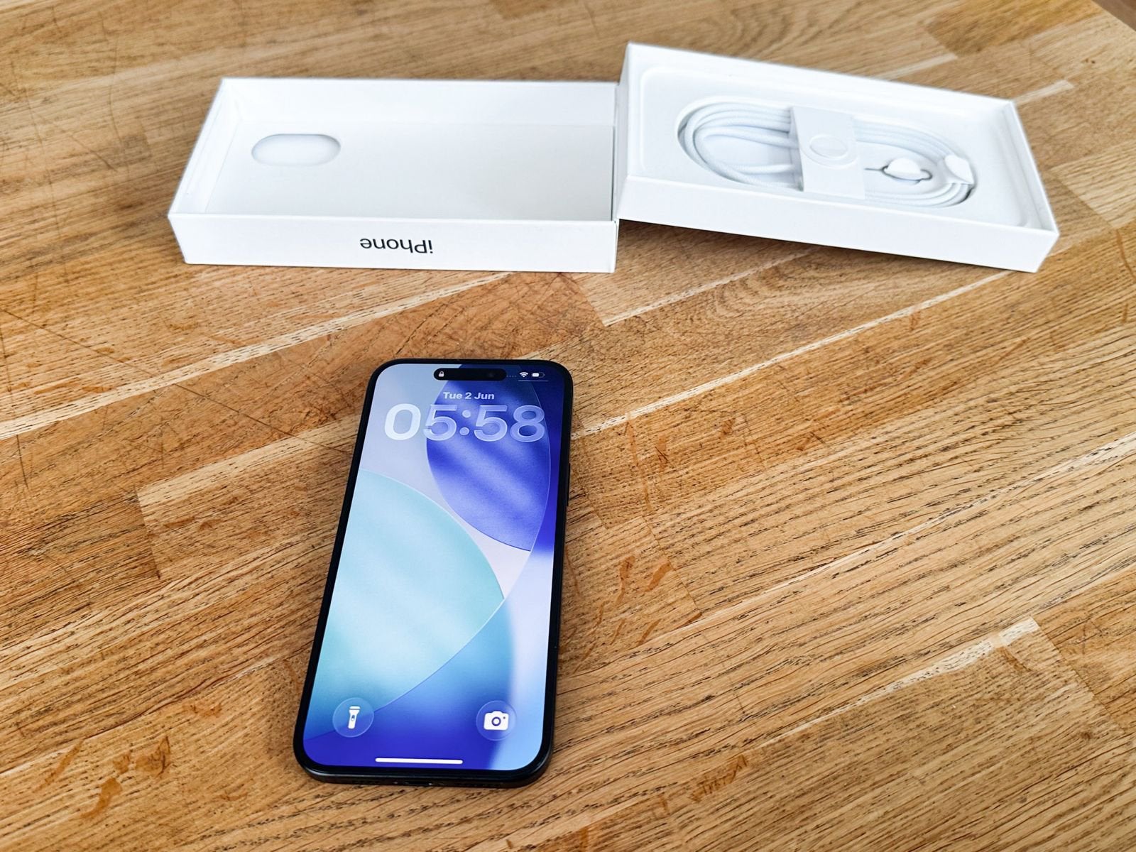 Apple iPhone 16 Plus 128GB – Zo goed als nieuw, 128 GB, Zo goed als nieuw, Zonder simlock, Ophalen